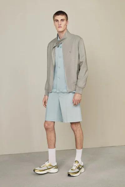 Look 12